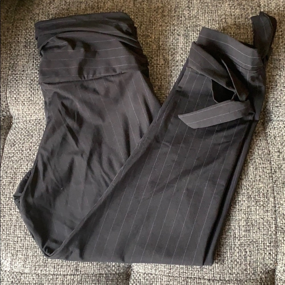 DJ Skins pinstripe tie crop workout leggings